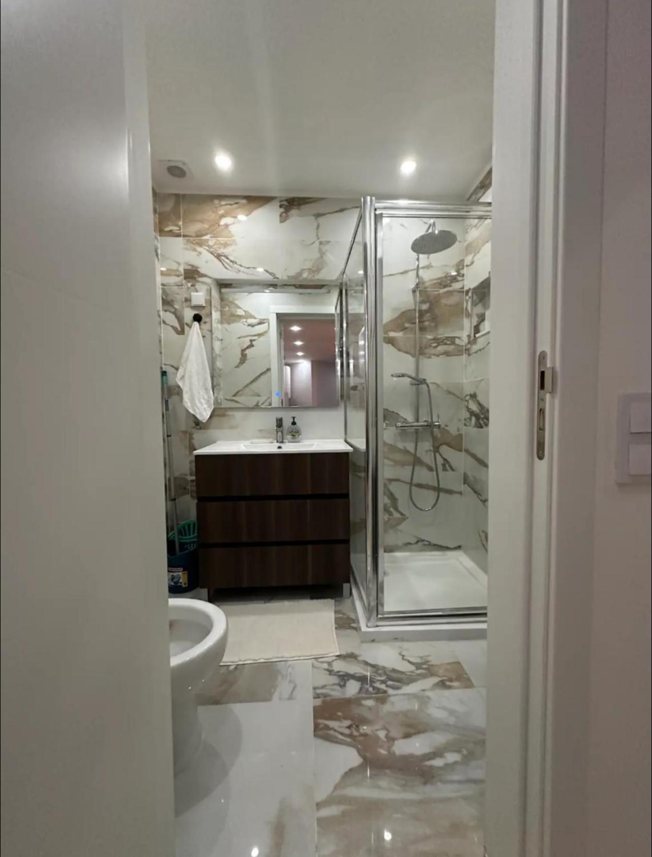 Paço de Arcos Sea View Apartment & 4 Minutes Walk To The Beach מראה חיצוני תמונה