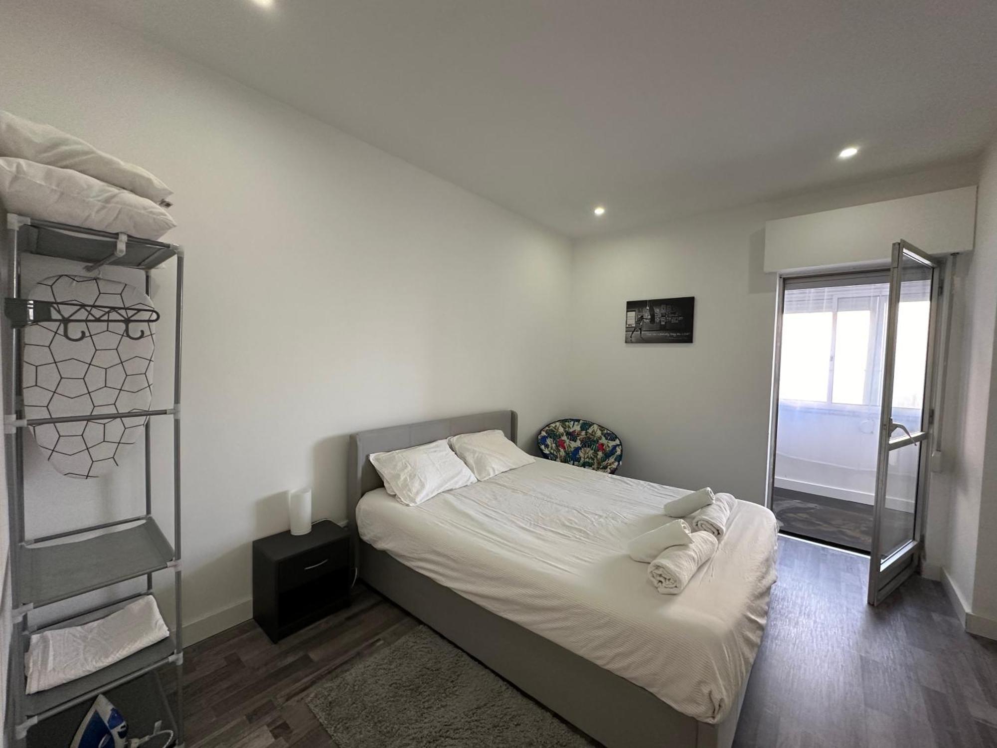 Paço de Arcos Sea View Apartment & 4 Minutes Walk To The Beach מראה חיצוני תמונה